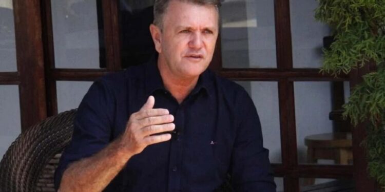 Deputado Luizinho Goebel manifesta solidariedade à família de Newton Schramm pelo falecimento de Noemi Schramm