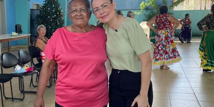 Sofia Andrade visita Centro de Convivência do Idoso e reforça compromisso com políticas públicas para a terceira idade