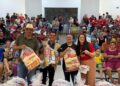 Solidariedade que transforma: com recursos do deputado Cássio Gois, Nova Brasilândia entrega 300 cestas básicas natalinas a famílias em vulnerabilidade