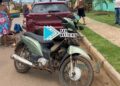 URGENTE: Casal bate com moto na traseira de carro de aplicativo na zona leste