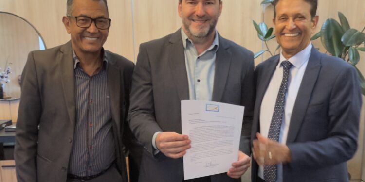 Alex Redano recebe liderança da Omeron na presidência da Assembleia Legislativa