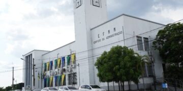 Prefeitura antecipa salário e injeta renda em Porto Velho
