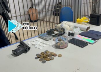 URGENTE: Guarnição do sgt Debriê prende casal do tráfico com drogas no Teixeirão