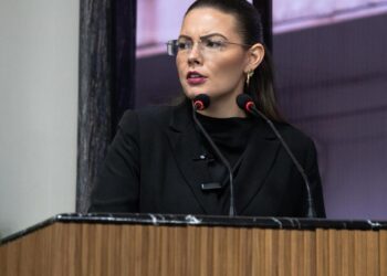 Sofia Andrade propõe mais transparência sobre multas de trânsito em Porto Velho