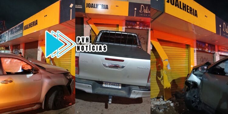 VÍDEO: Servidor público é preso embriagado após bater com Hilux em parede de joalheria