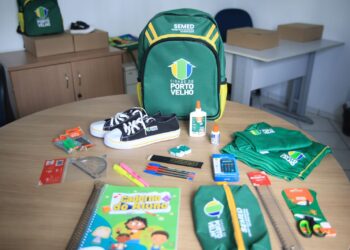 MATERIAL ESCOLAR: Prefeitura vai iniciar entrega de uniformes e kits escolares para a rede municipal