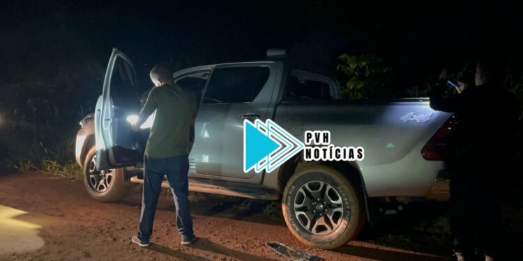 URGENTE: PM apreende Hilux após perseguição e troca de tiros com bandidos