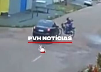 VÍDEO: Câmera registra pai e filho feridos em grave acidente na Duque