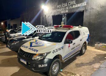 RACISTA E MACHISTA: Filho chama mãe de “macaca” e diz que não faz serviço de mulher após ser acordado para trabalhar