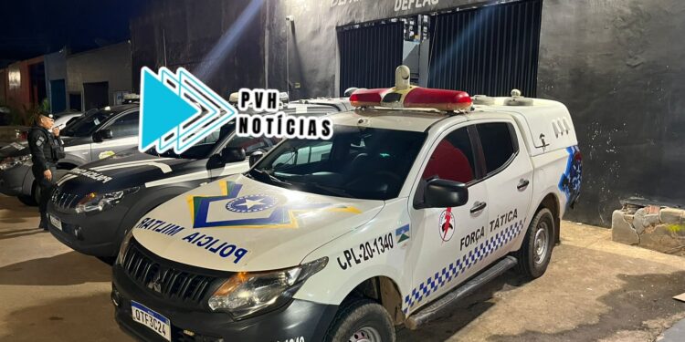 RACISTA E MACHISTA: Filho chama mãe de “macaca” e diz que não faz serviço de mulher após ser acordado para trabalhar