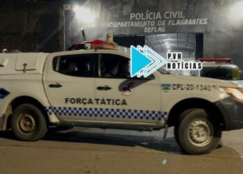 SEM PERMISSÃO: Homem é preso após fazer live durante relação sexual com a esposa