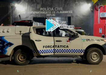 COVARDIA: Bandidos apontam arma para crianças com necessidades especiais durante roubo em residência na leste