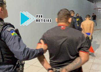 ATUALIZADA: Equipe do Aspirante Vinícius fecha “disk drogas” e prende dupla com 10kg de entorpecentes