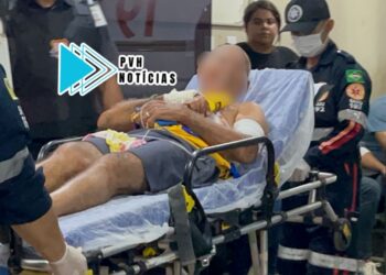 VÍDEO: Carro fica no prego e cunhados são atacados a tiros na zona leste