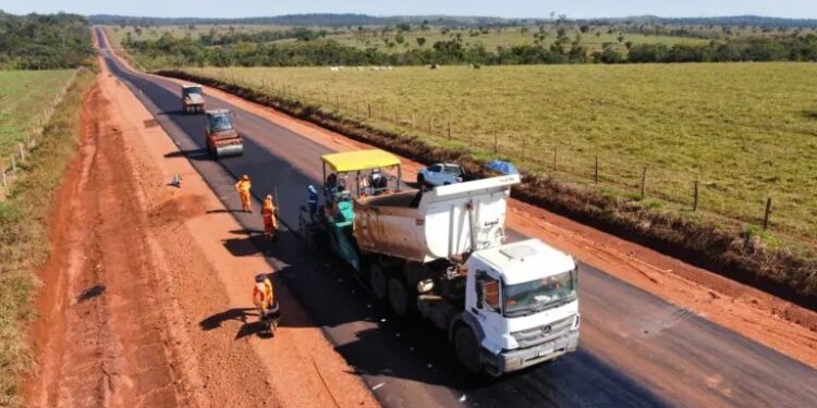Deputado Alan Queiroz solicita auxílio emergencial para recuperação de estradas vicinais nos 52 municípios de Rondônia