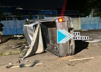 URGENTE: Acidente com capotamento deixa três feridos no centro de Porto Velho