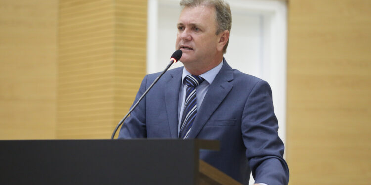 Deputado Luizinho Goebel indica construção de unidade do Cras em Campo Novo de Rondônia