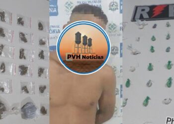 TRÁFICO: Traficante é preso com maconha e crack em boca de fumo