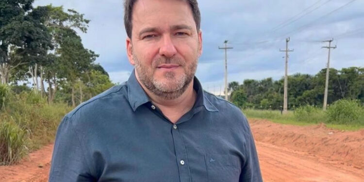 Alex Redano indica parceria entre Estado e Prefeitura para manutenção emergencial da Linha C-75, em Alto Paraíso