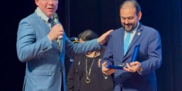 Laerte Gomes recebe Comenda Marechal Rondon, maior honraria concedida pelo estado de Rondônia