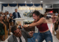 NO ALTAR: Ex-namorada usa microfone para desmascarar e agredir pastor em templo de oração na leste