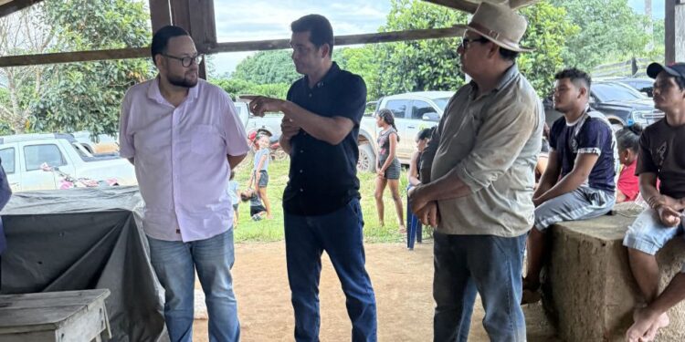 Vereador Adalto participa de reunião na Linha F e reforça compromisso com melhorias em União Bandeirantes