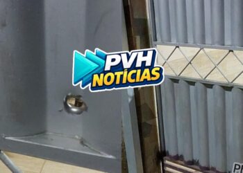 NO HONDA FIT: Mulher tem casa atacada a tiros por ocupantes de carro na zona sul