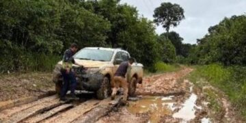 Recuperação da estrada de acesso ao Lago do Cuniã, em Porto Velho, é solicitada com urgência por Alex Redano
