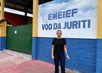 Vereadora Sofia Andrade fiscaliza Escola Vôo da Juriti e cobra solução para retorno das aulas