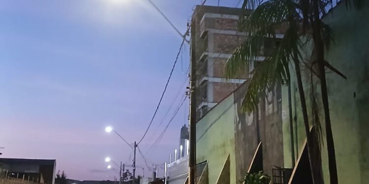 Pedro Geovar avança com melhorias e garante iluminação na Rua Cascavel