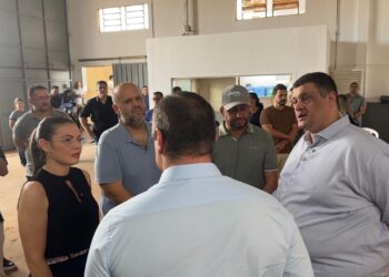 Sofia Andrade realiza fiscalização em nova empresa de coleta de lixo em Porto Velho