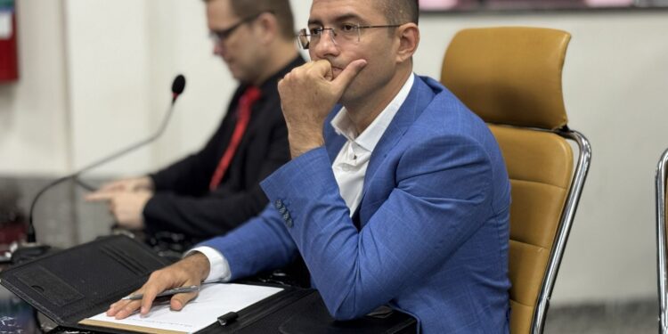 Pedro Geovar propõe usar parte do recurso destinado  a limpeza urbana para melhorar infraestrutura com detentos