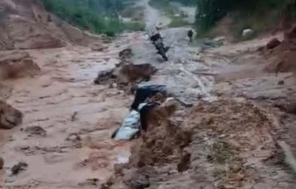 Alex Redano solicita recuperação da Linha B-106, em Cujubim