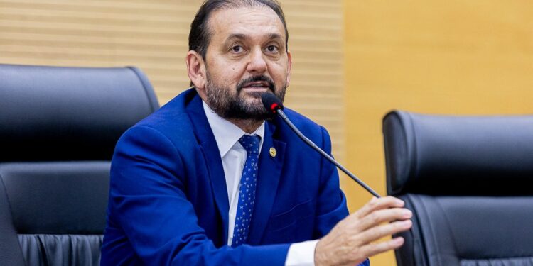 Deputado Laerte Gomes confirma recurso de R$ 500 mil para fortalecer setor produtivo em Theobroma