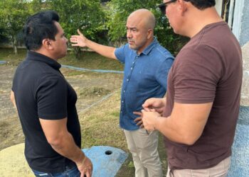 O vereador Edimilson Dourado esteve acompanhando de perto os trabalhos na Praça João Roque de Lima, conhecida como Praça do Caladinho.