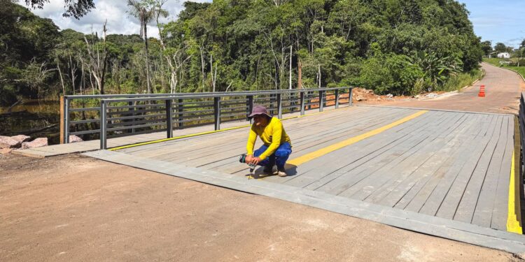 Ponte do Bate Estaca garante passagem segura na Estrada de Santo Antônio