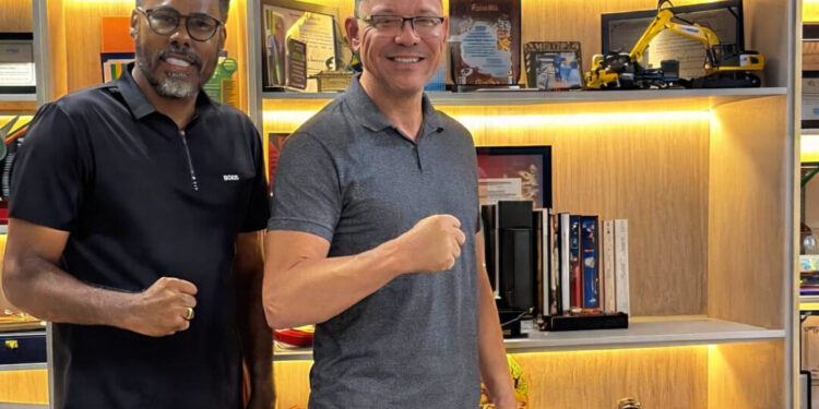 PolíticaVereador Dr. Santana realiza agenda emergencial durante feriado e cobra ações do Governo do Estado