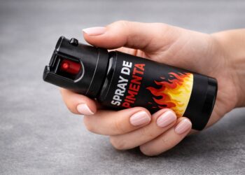 PROTEÇÃO: Oficina Mulher Segura ensina defesa pessoal e uso de spray