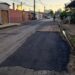 Após solicitação de Pedro Geovar, Rua Luiz de Camões recebe serviço de tapa-buraco
