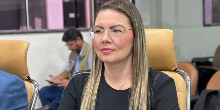 Dois pesos, duas medidas”: Sofia Andrade denuncia desvalorização de vereadores em eventos públicos na Capital