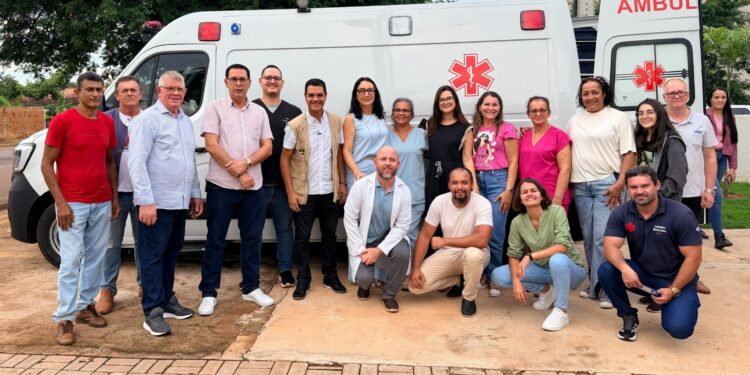 Cássio Gois viabiliza ambulância para distrito de Nova Estrela