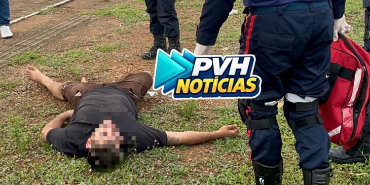 NO SEMÁFORO: Motociclista é espancado e roubado após sair de bar na zona leste