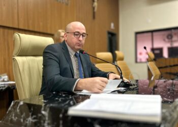 Gedeão Negreiros aciona prefeitura para garantir asfalto e infraestrutura em sete ruas de Porto Velho