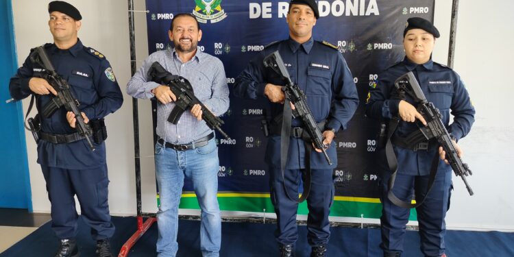 Laerte Gomes viabiliza armamentos à PM e reforça investimentos na segurança pública de Rondônia