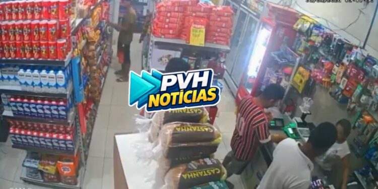 VÍDEO: Dupla é filmada fazendo furto de biscoito e Nutella em comercial na leste