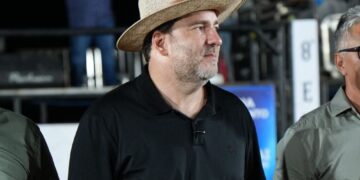 Alex Redano anuncia R$ 1,8 milhão para estradas rurais durante a Exporic em Rio Crespo