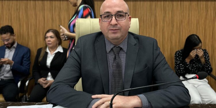 Projeto de Gedeão Negreiros cria Cartão Digital da Gestante na rede municipal de saúde