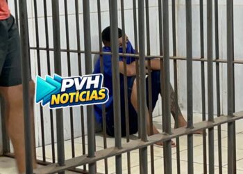 VIOLÊNCIA DOMÉSTICA: Jovem é presa suspeita de agredir ex-namorada durante briga por TV