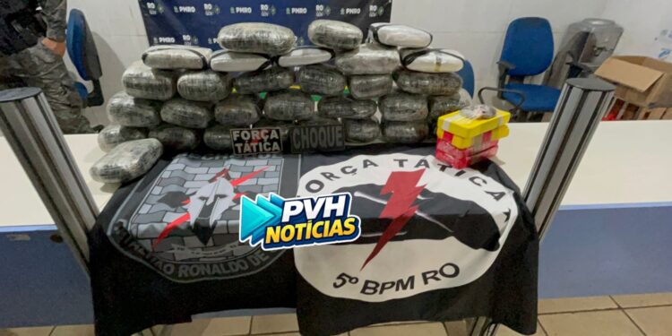 ATUALIZADA: BPChoque apreende carregamento de drogas escondido em carreta de soja na BR-364