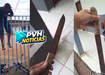 VÍDEO: Homem com facão é detido tentando invadir delegacia na zona leste